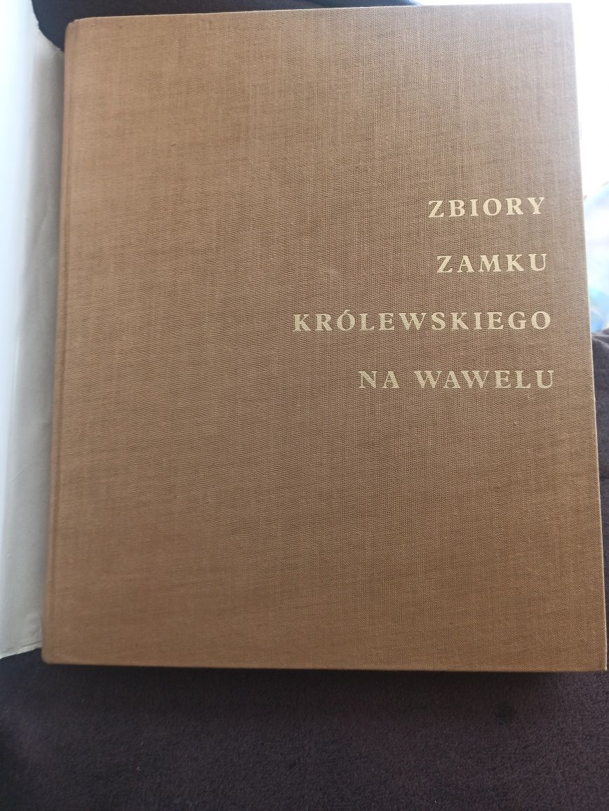 Książka Zbiory Zamku Królewskiego Na Wawelu