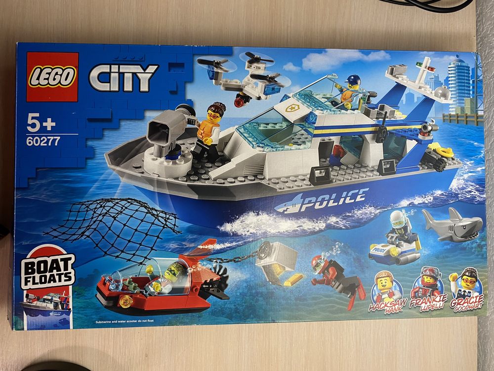 lego 60277 поліцейський патрульний катер