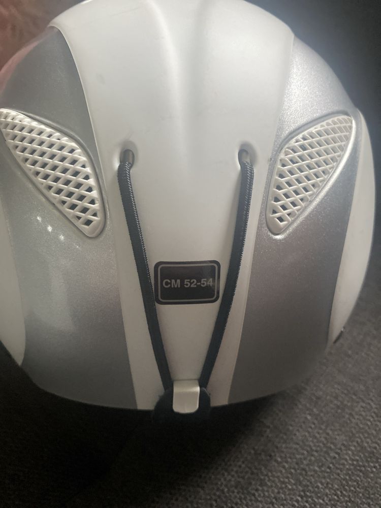 Kask narciarski Alpina jump 52-54 cm