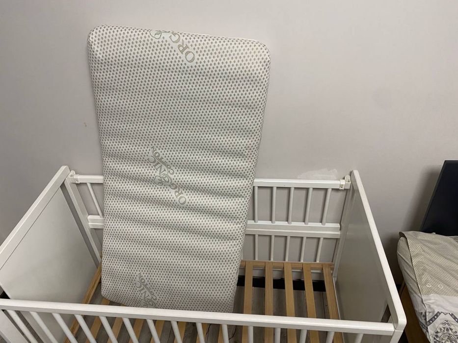 Ліжко дитяче Дубик-М Ведмедик з маятником біле + матрац