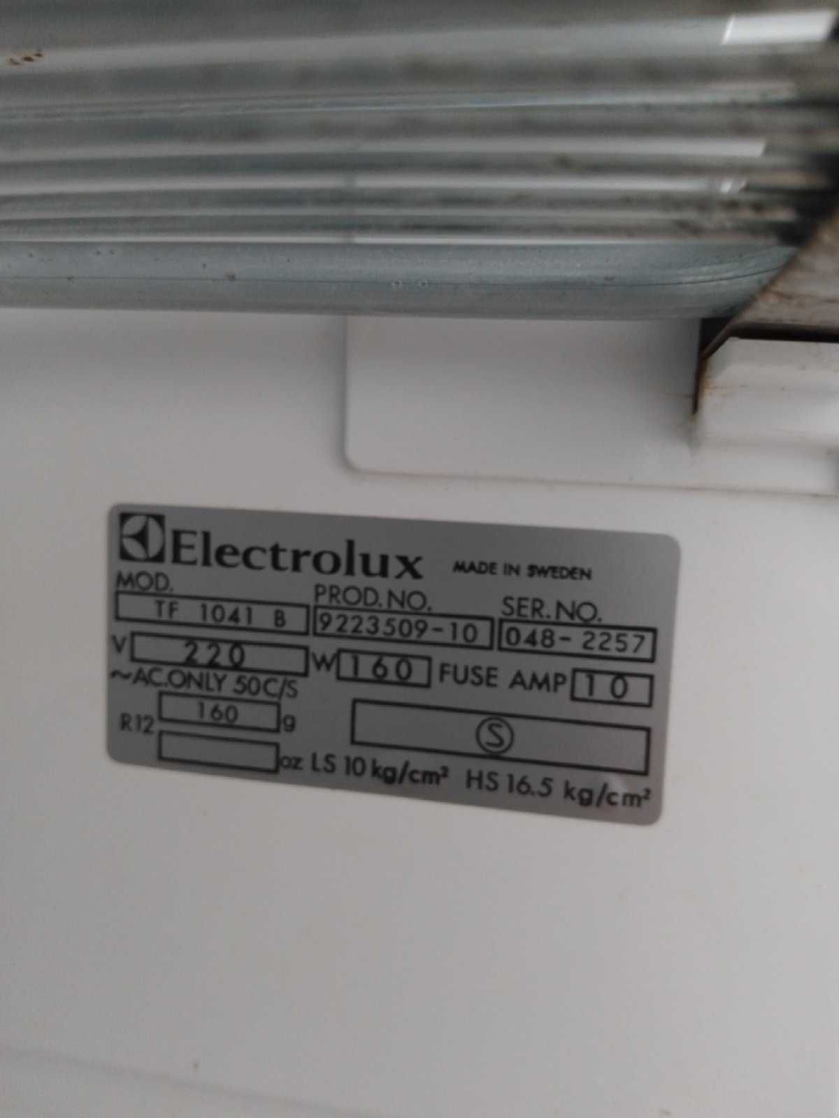 Морозильная камера Electrolux TF1041B