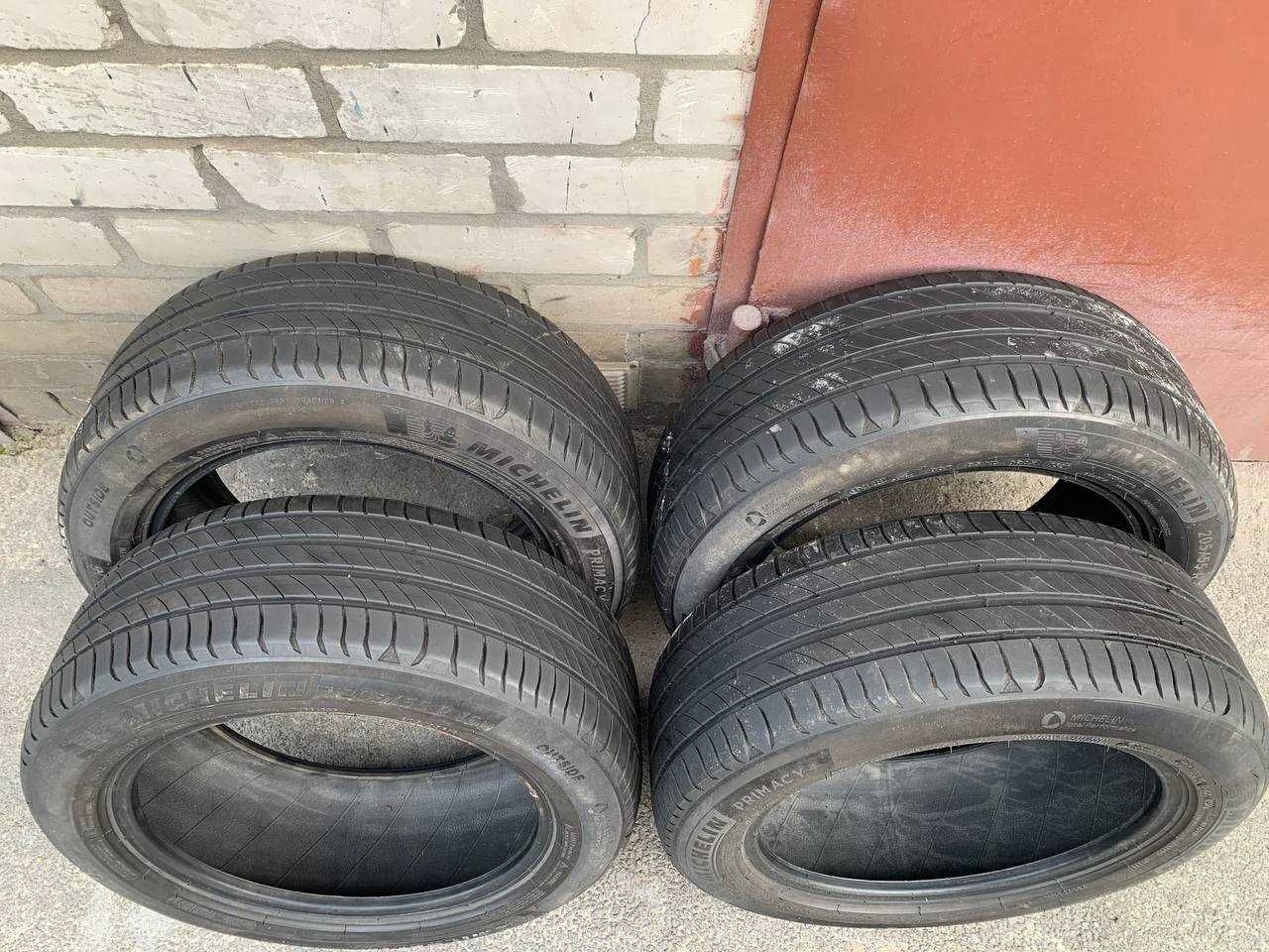 Продам резину 205/55/16 комплект б/у Michelin Primacy 4