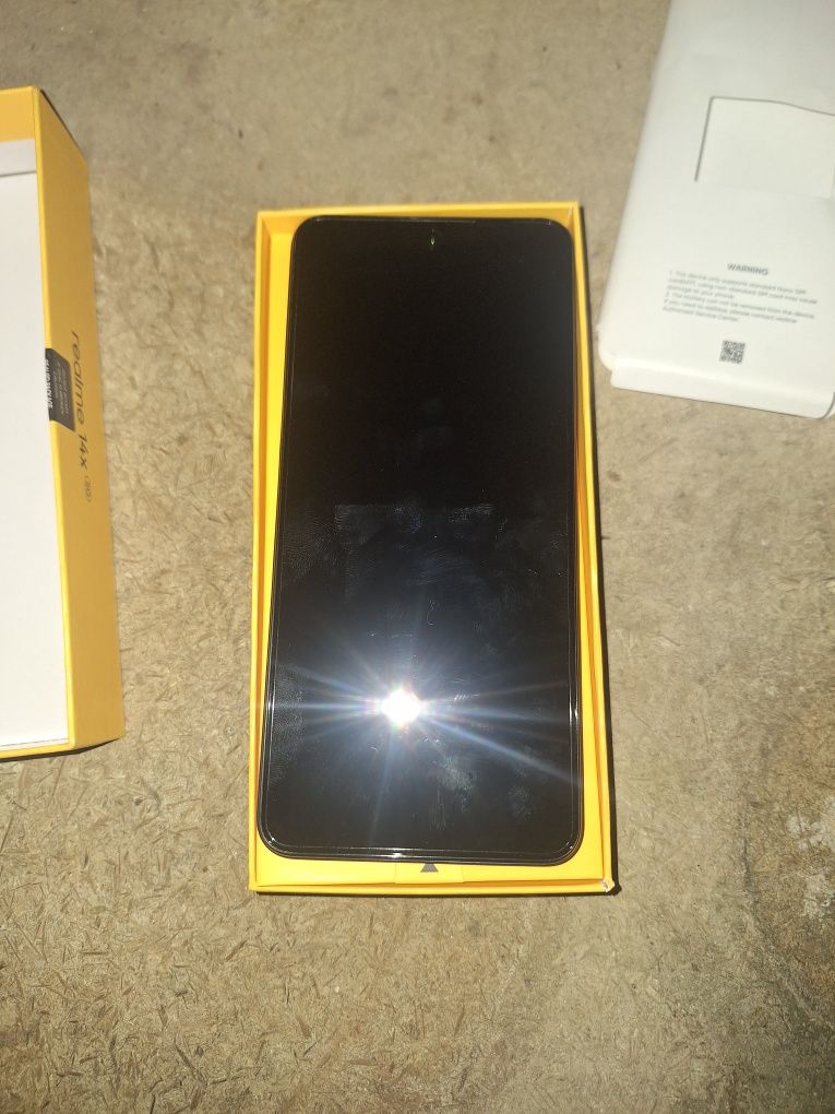 Telefon komórkowy realme