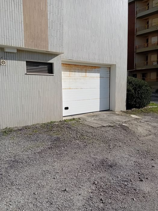 Vendo lugar de garagem