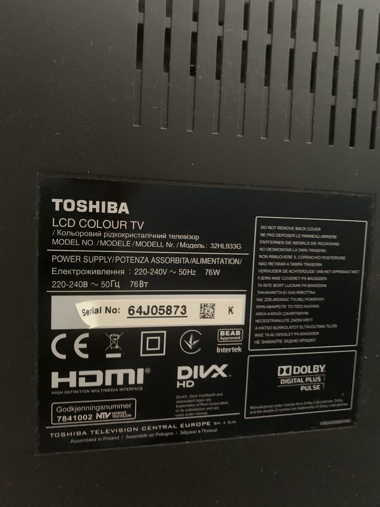 Tv LCD Toshiba stan idealny pilot komplet 32 cale