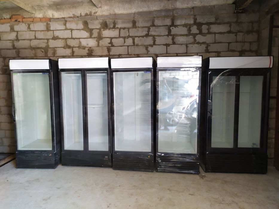 Склад вітрин,холодильники Шкафи