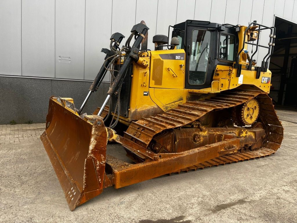 CAT D6T 2019r LGP