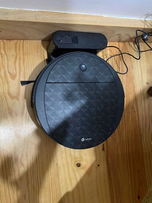 LEFANT Robot aspirador