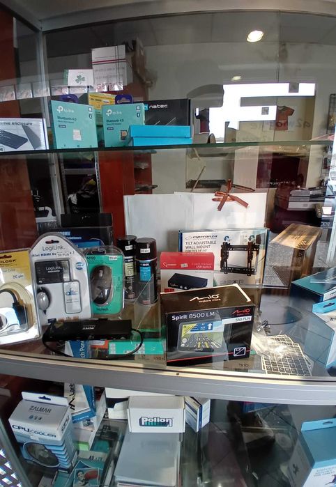 Gablota szklana/Witryna sklepowa profesionalna