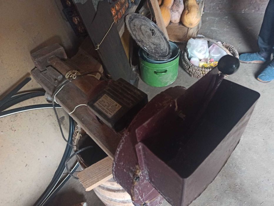 Зернодробилка для зерна