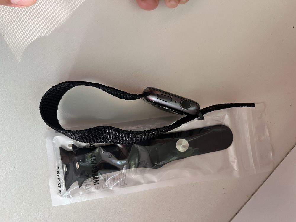 Продам apple watch 5 44 mm black/rose
