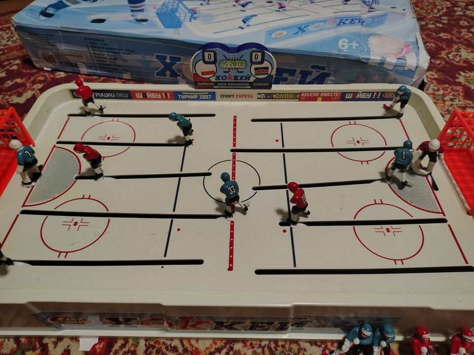 Продам настільну гру хокей