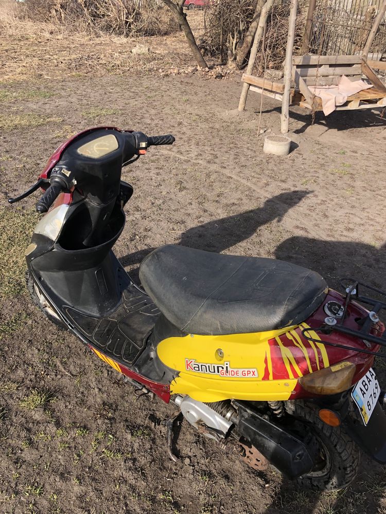 Продам скутер, на ходу!