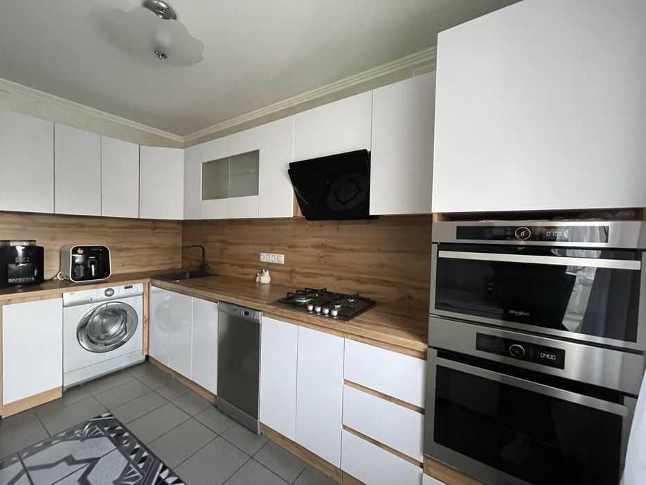 Продам 3 кімнатну квартиру з автономним опаленням