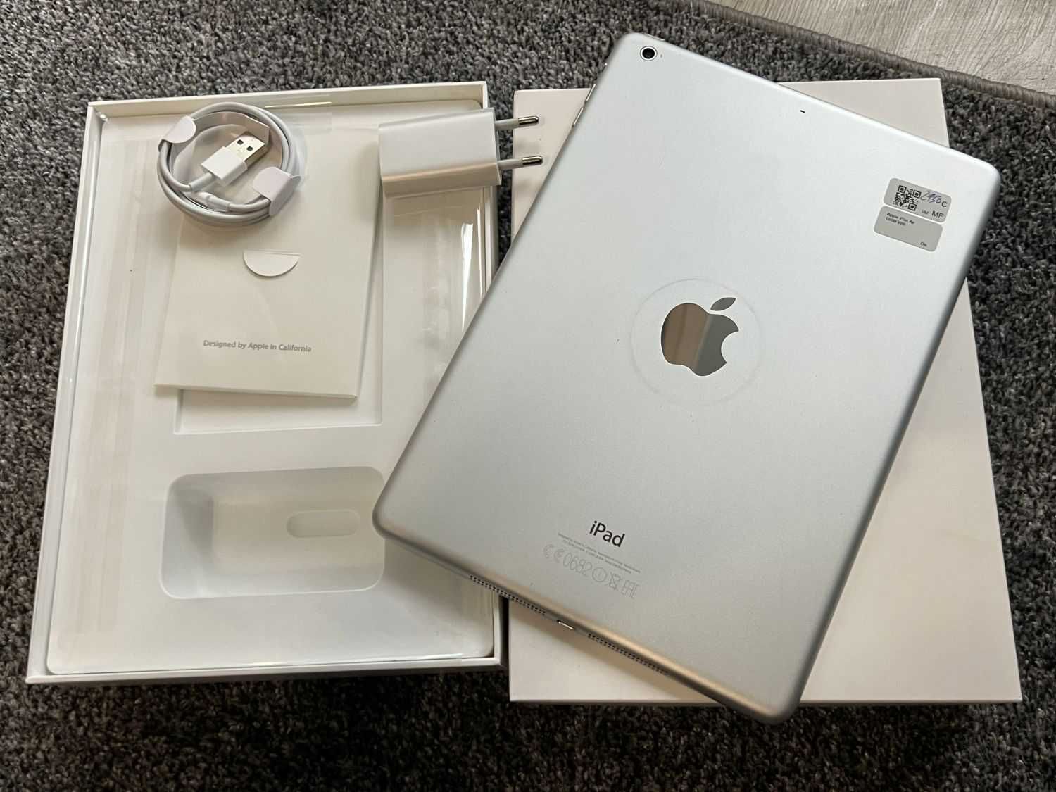 Tablet Apple iPad Air 16GB SILVER Srebrny Biały Grey Szary Gwarancja