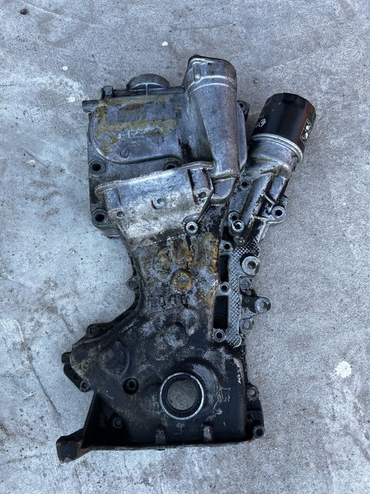 ГБЦ VW Polo 1.6, клапанна кришка с роспредвалами, кришка цепи, поддон