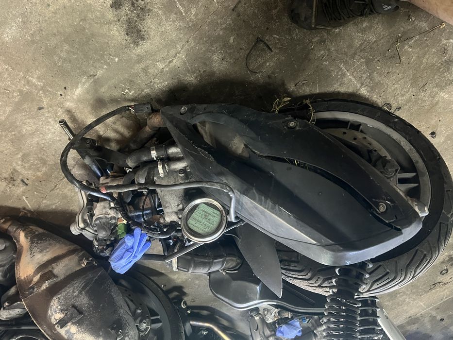 Piaggio mp3 300 yourban silnik komplet gwarancja