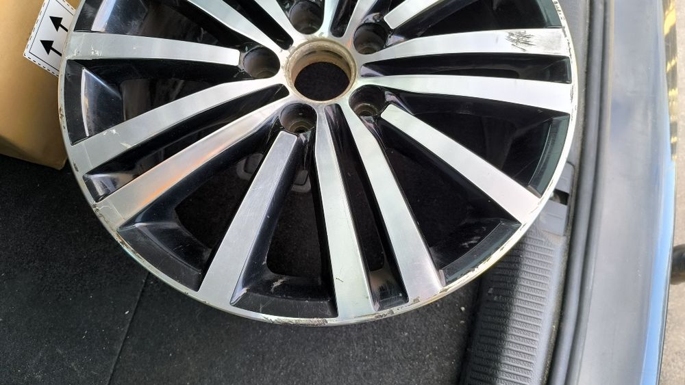 Felga aluminiowa OE Volkswagen VW passat Ronal 5x112 17cali