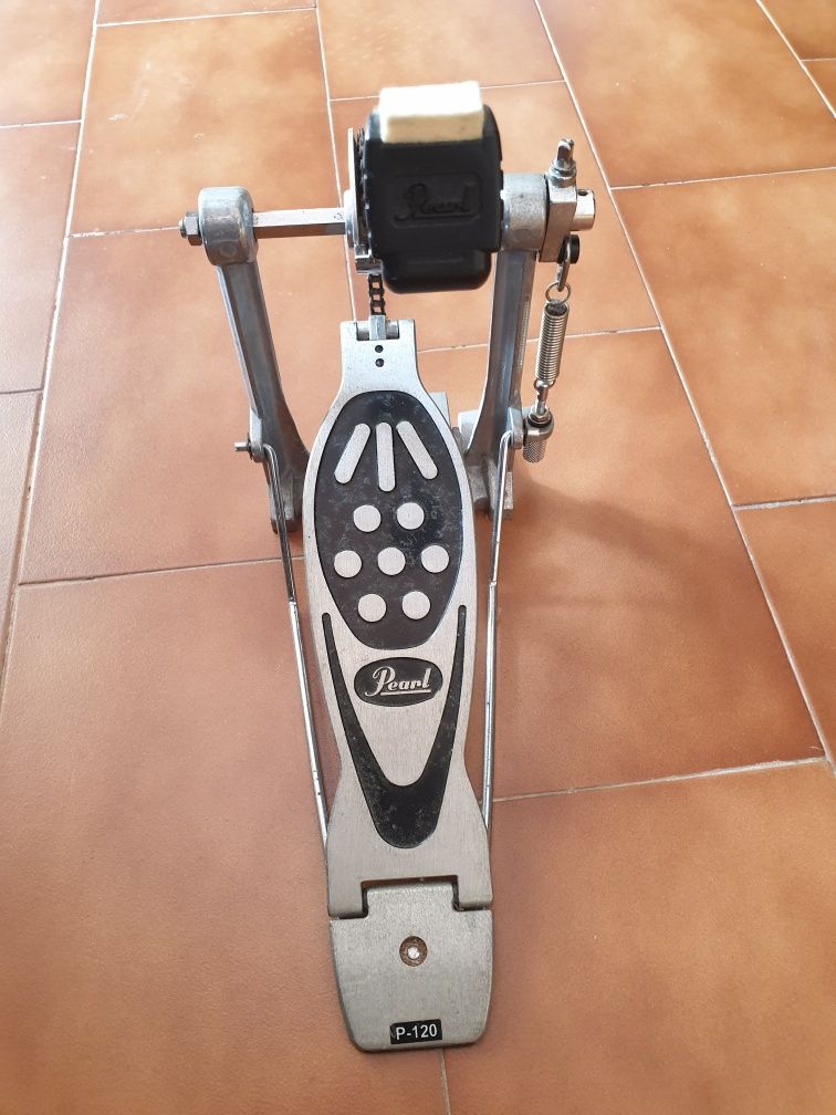 Pedal de bateria