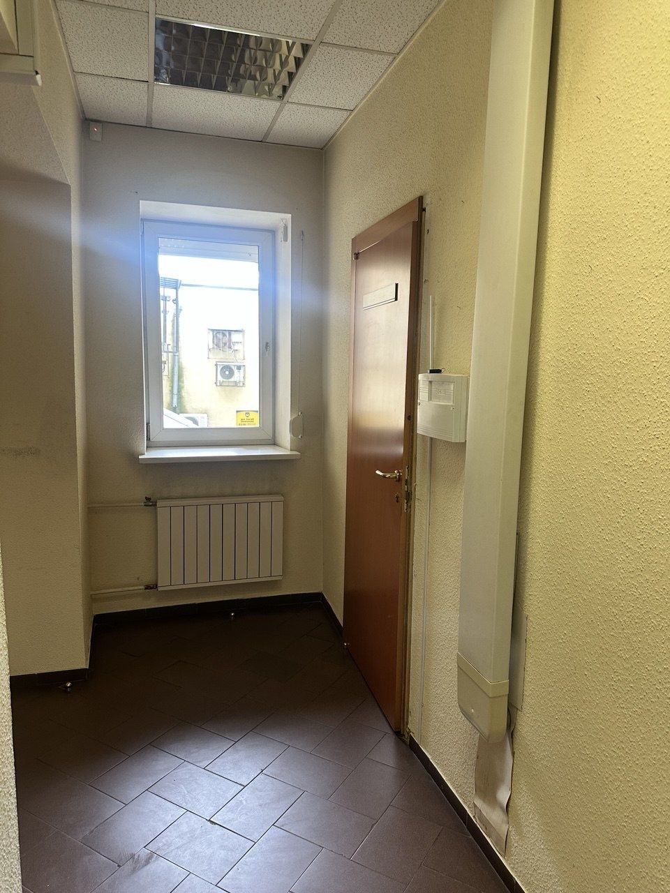Оренда нежитлового приміщення 106,7м. кв 1 поверх
