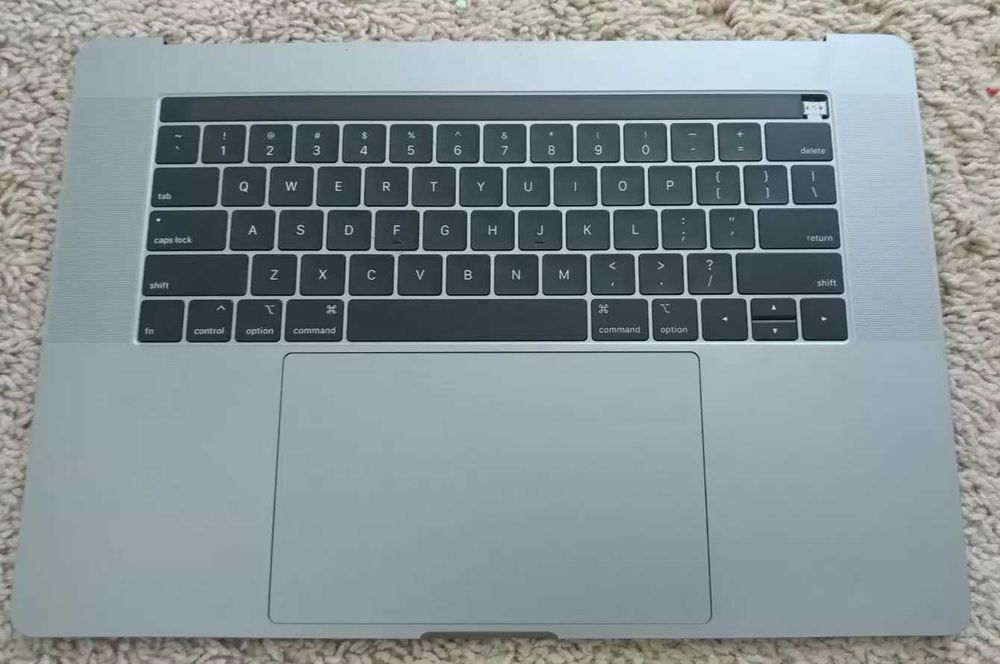 APPLE MACBOOK PRO A1990 клавіатура з тачпадом