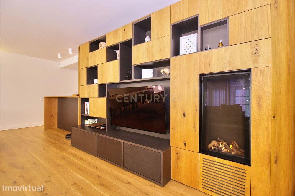 Apartamento T4+1 totalmente remodelado com Garagem no Príncipe Real