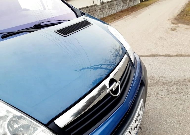 Opel vivaro 2,5L1H1