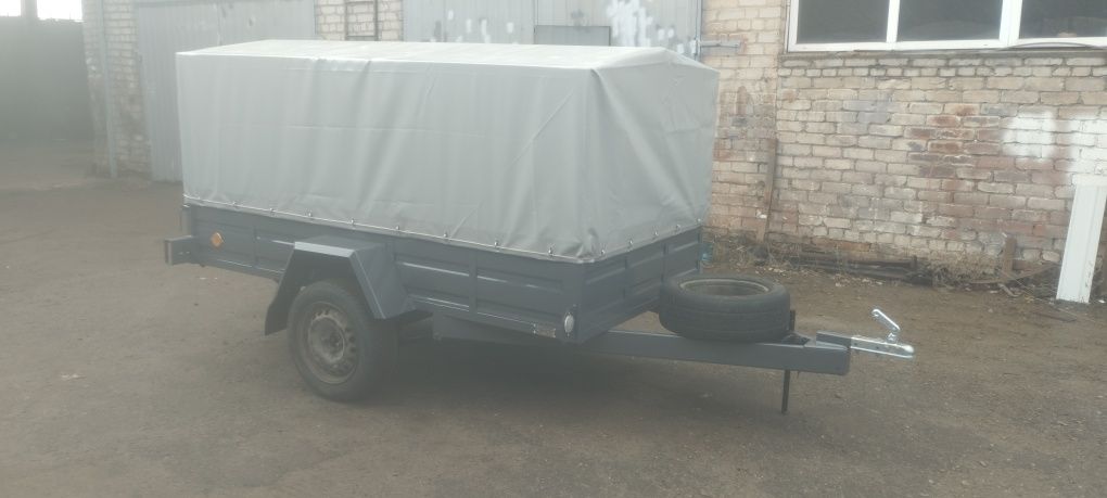 причіп до легкового автомобиля.буса.
