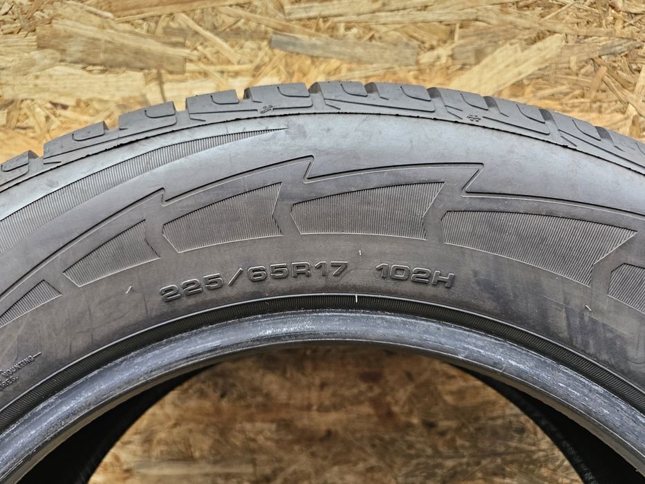 Idealne!! 7,5mm. 225/65 r17 Goodyear Ultragrip Performance. 3816