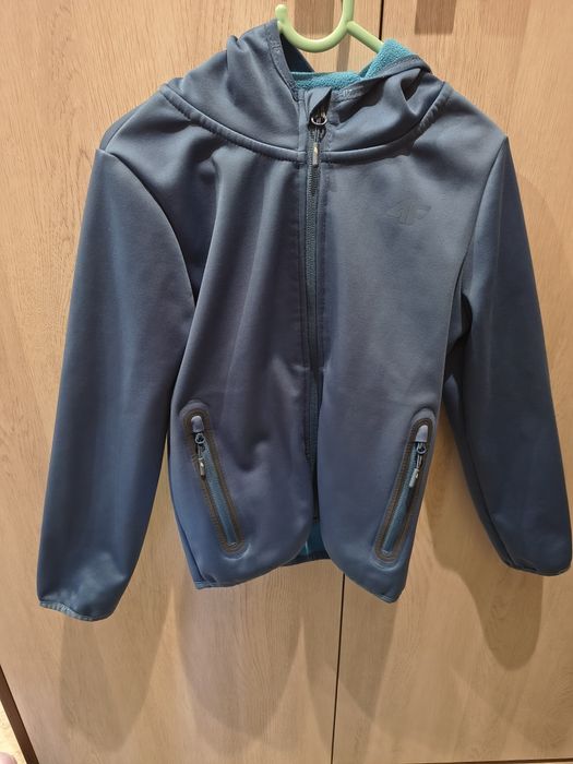 Kurtka Softshell  z kapturem rozm.134 4F