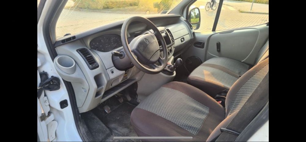 Renault Trafic 9 osobowy Jezdzi