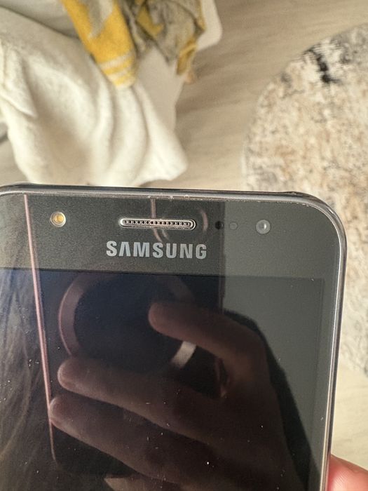 Smartfon Samsung J5 .