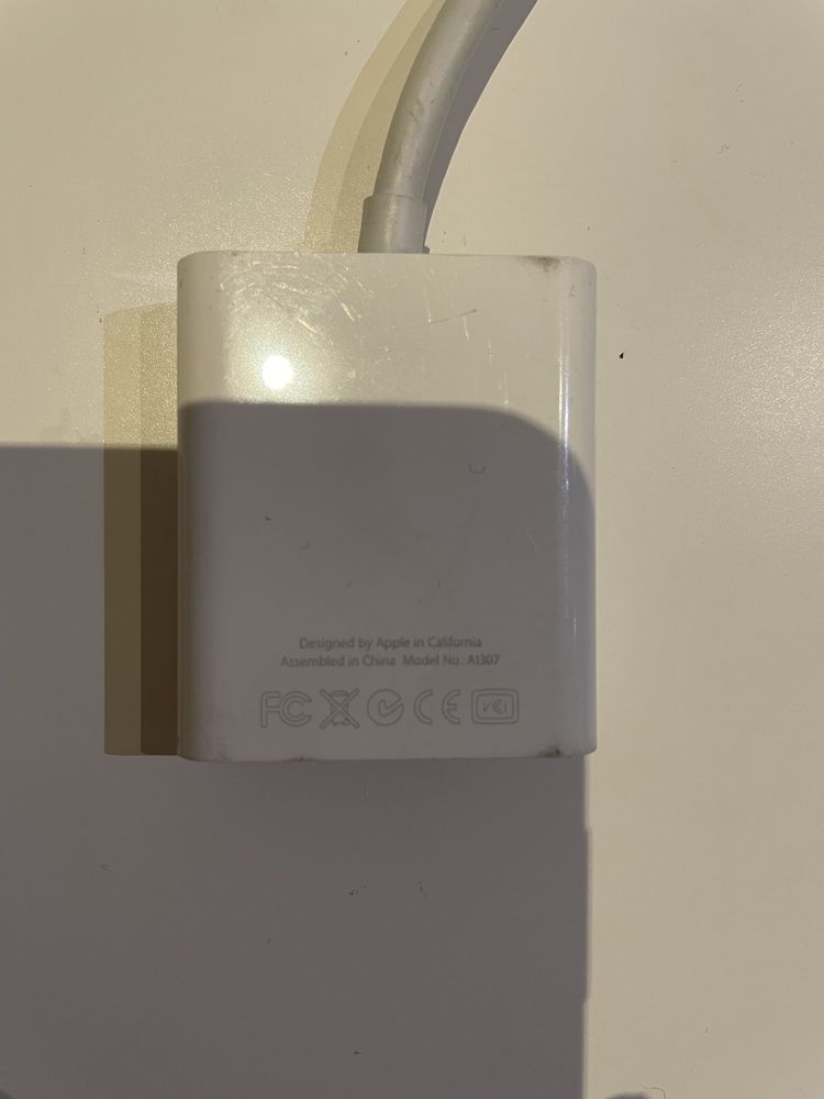 Przejściówka DisplayPort-VGA Apple A1307