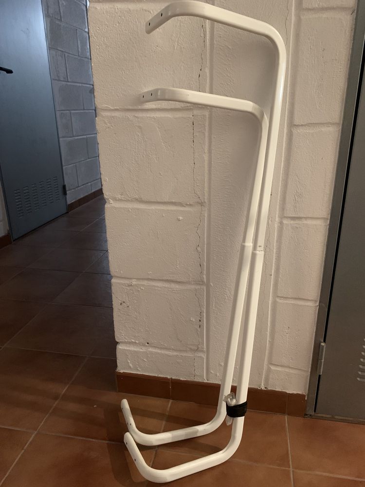 Conjunto de 2 Varões extensíveis IKEA