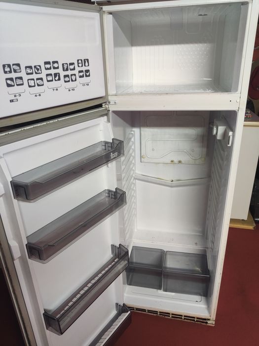 Frigorífico Teka de embutir para peças