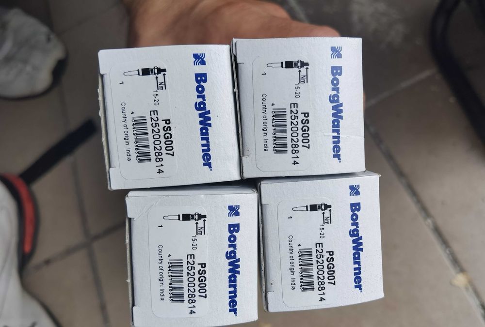 Świeca żarowa świece żarowe PSG007 z czujnikiem VW Skoda Audi Seat TDi