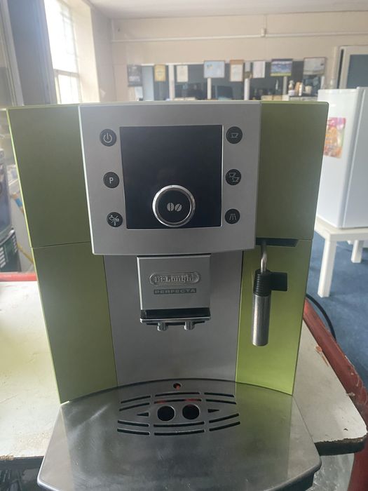 Кавомашина Delonghi Perfecta ESAM 5450