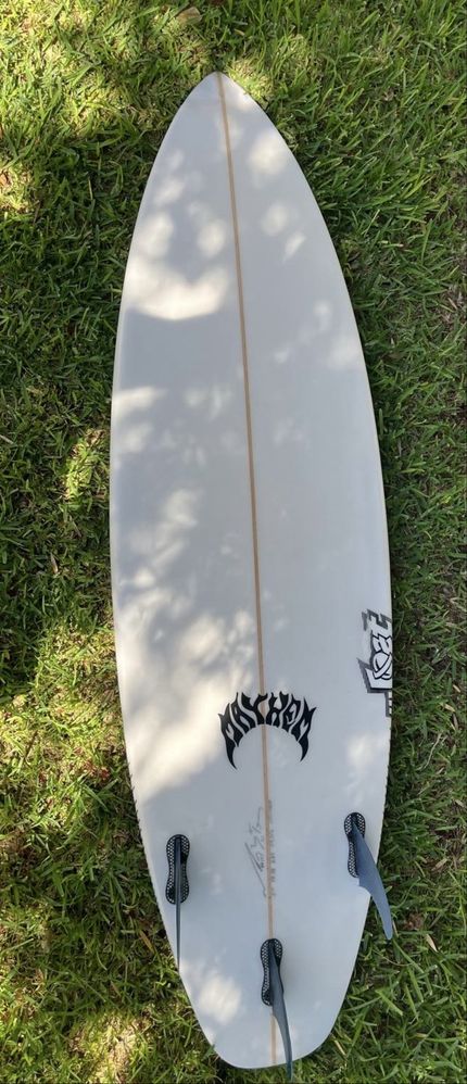 Prancha Surf Lost and Mayhem 5.11