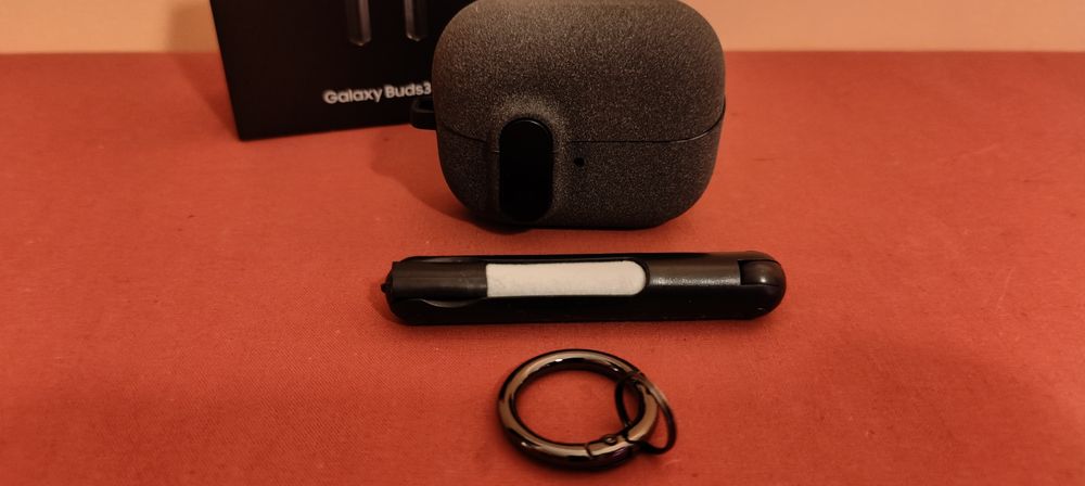 Nowe Samsung Galaxy Buds3 Pro SM-R630 Silver Bezprzewodowe + etui