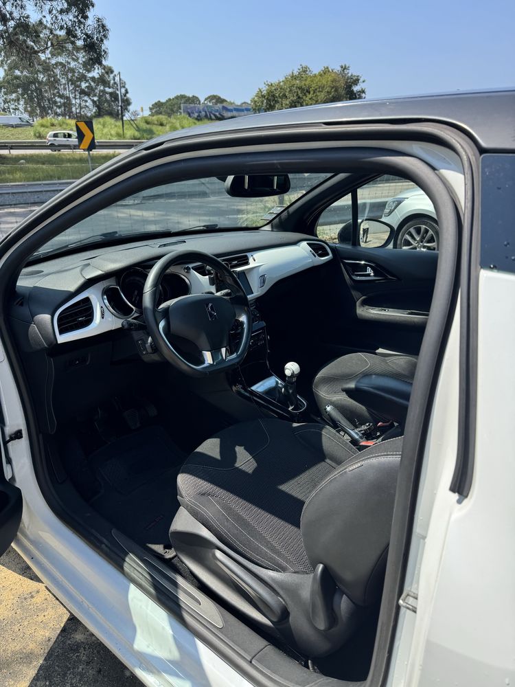 Citroën DS3 1.6 HDi 90cv – 2010