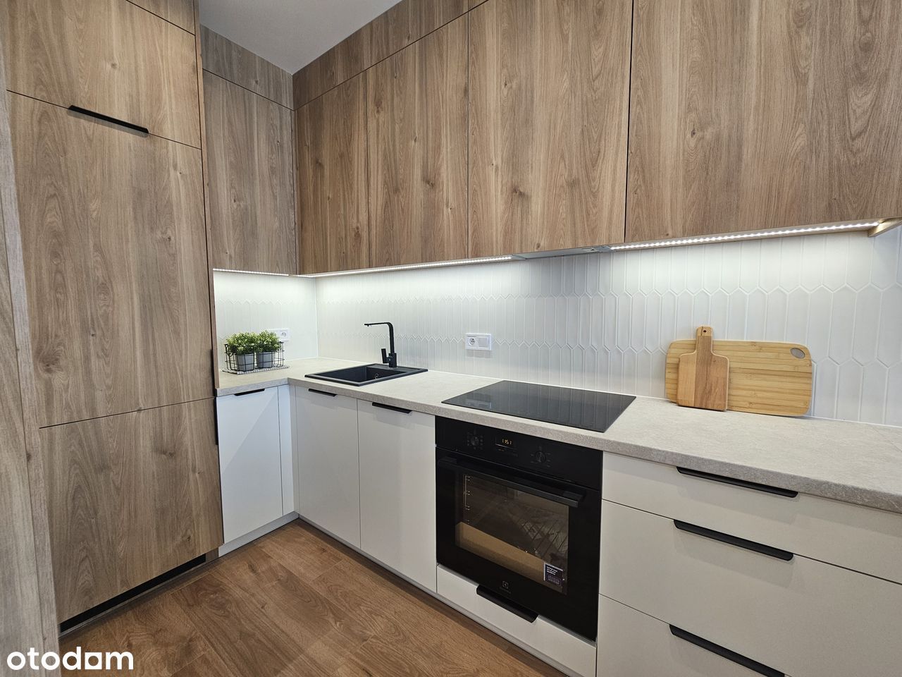 Wysokie piętro Osiedle Lasówka 2 pokoje i balkon Nowe Budownictwo 2025