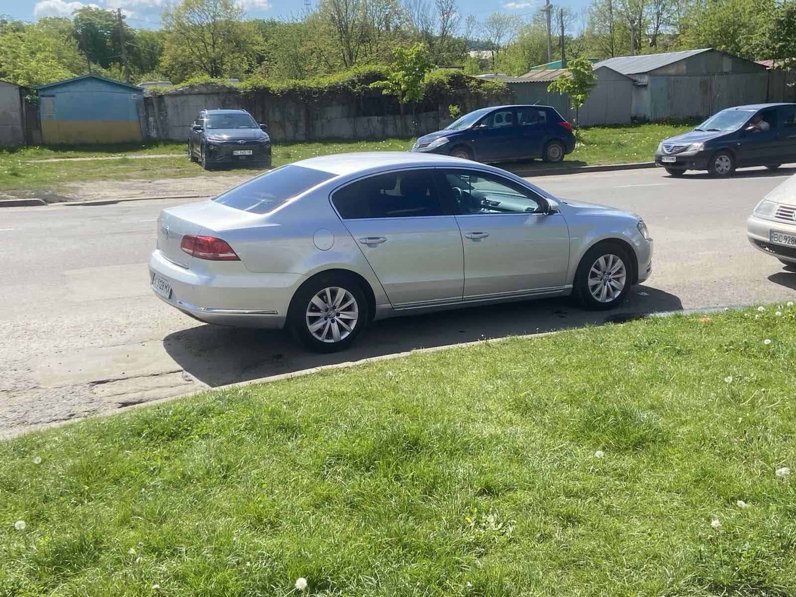 Продам свій Volkswagen Passat B7, 1.6 дизель, 2011р.