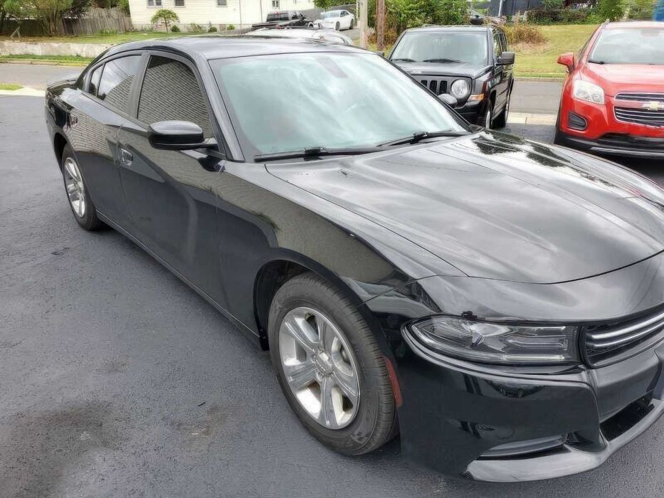 Dodge Charger SE      2015