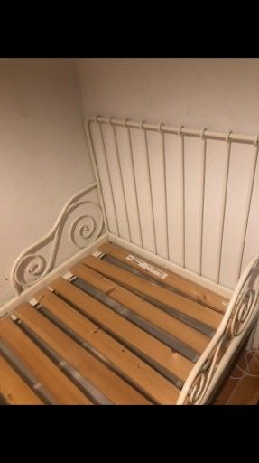 Sprzedam łóżko dzieciece 80x200 z materacem
