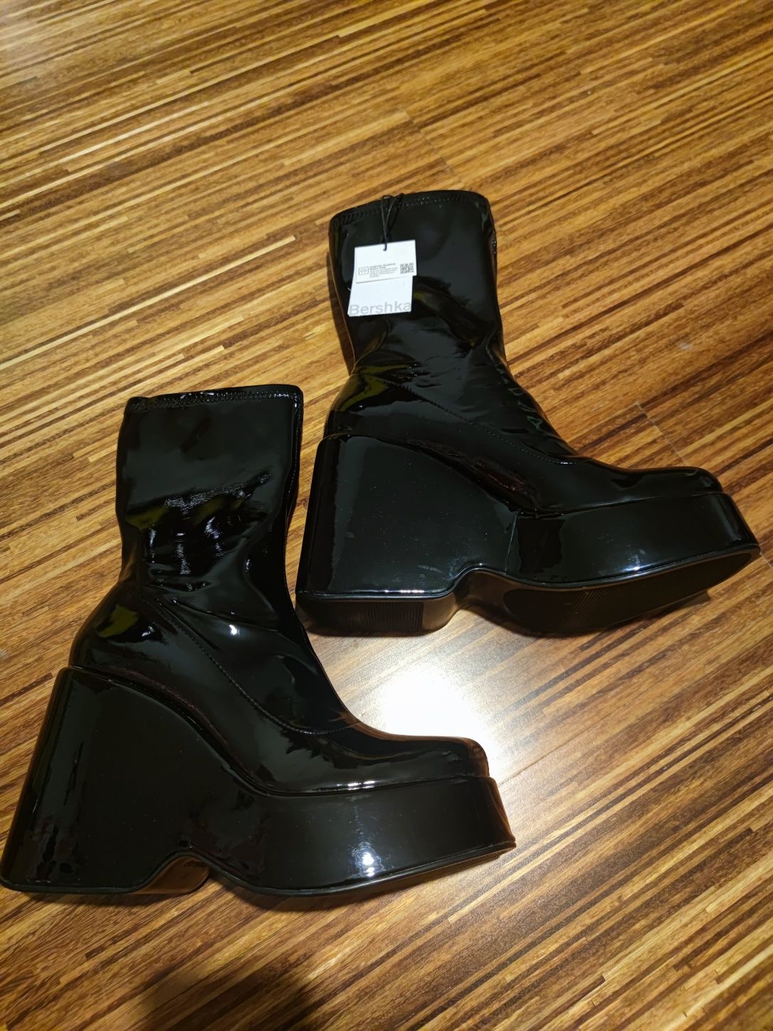 Designerskie lakierowane botki Bershka na platformie. Nowe, a TANIEJ!!