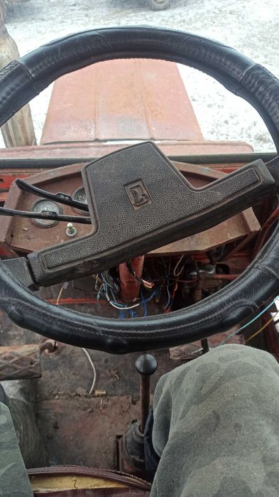 Продам трактор втз т 25