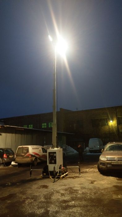 Оренда освітлювальної вежі FERBO towerLight CUBE (світло, освітлення)