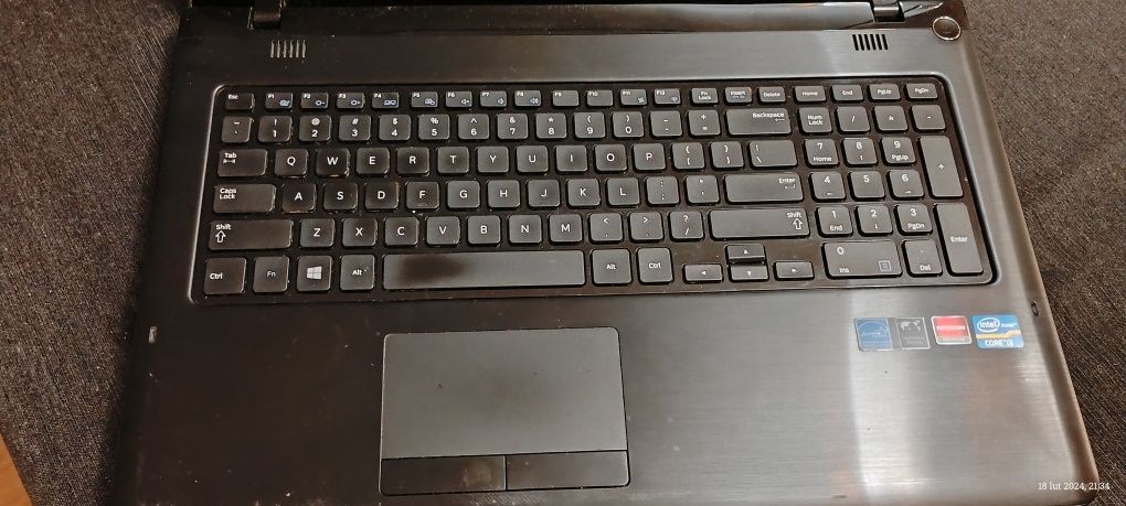 Laptop uszkodzony