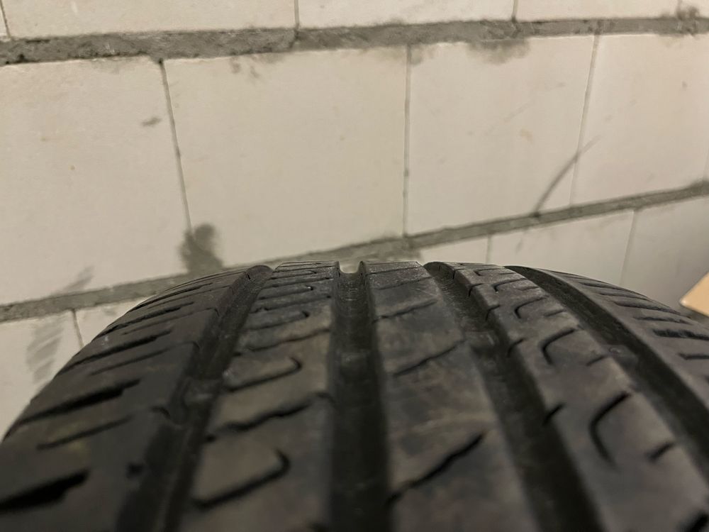 Opony 205/55 r16 Barum i Continental cena za 2 szt.