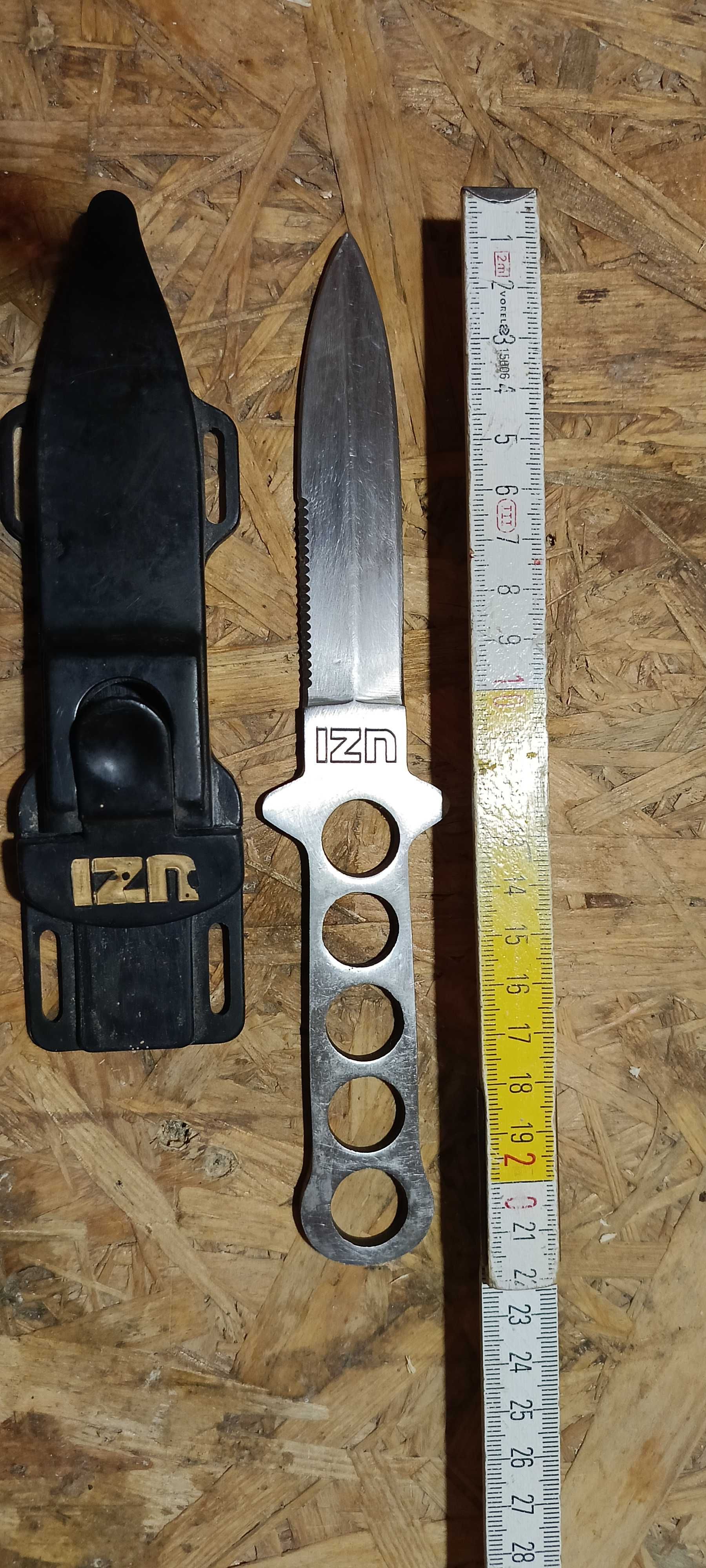 Nóż stalowy UZI dla kolekcjonera